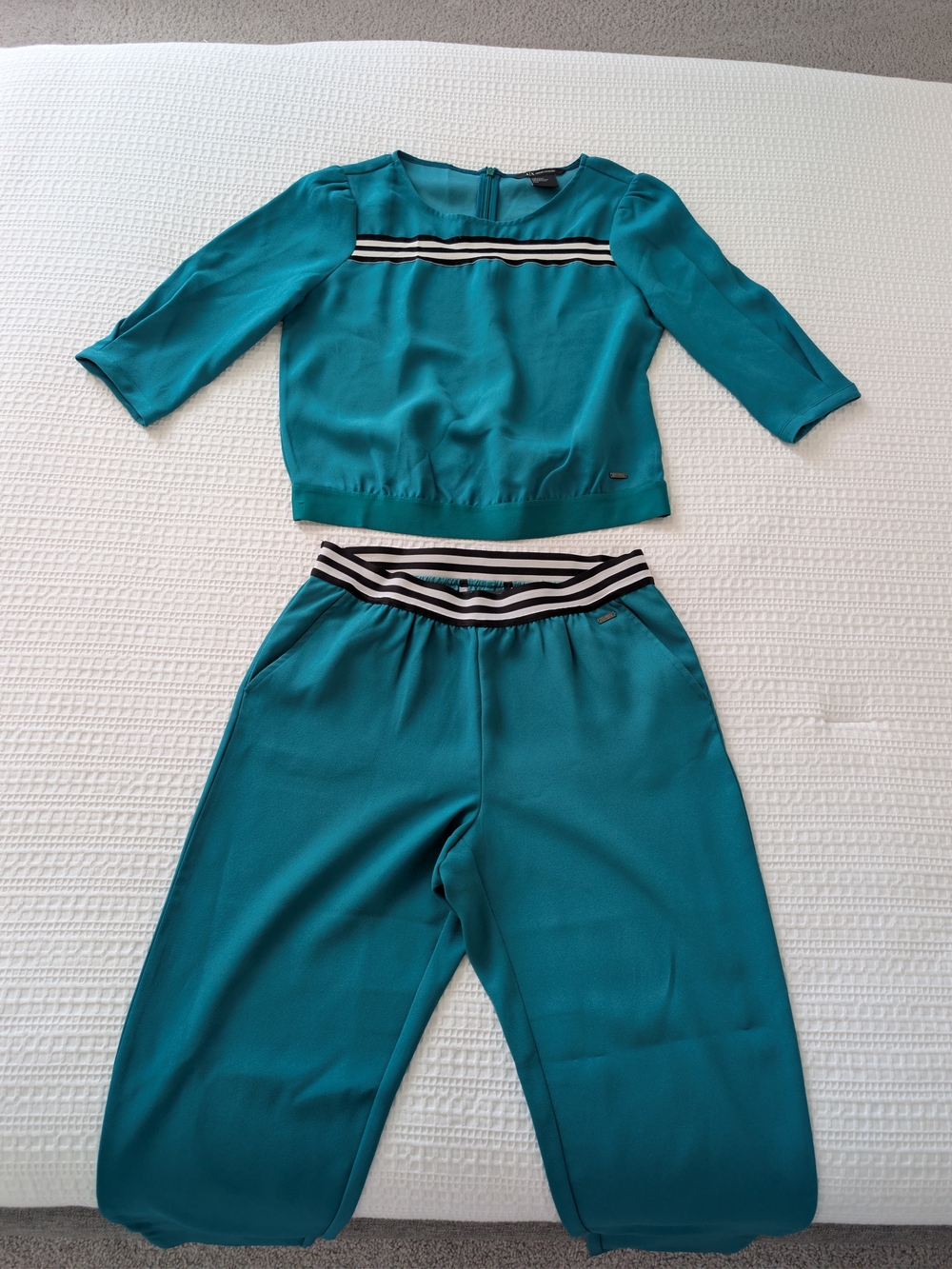 Armani Exchange Teal Wide-Leg Pants with Matching Crop Top